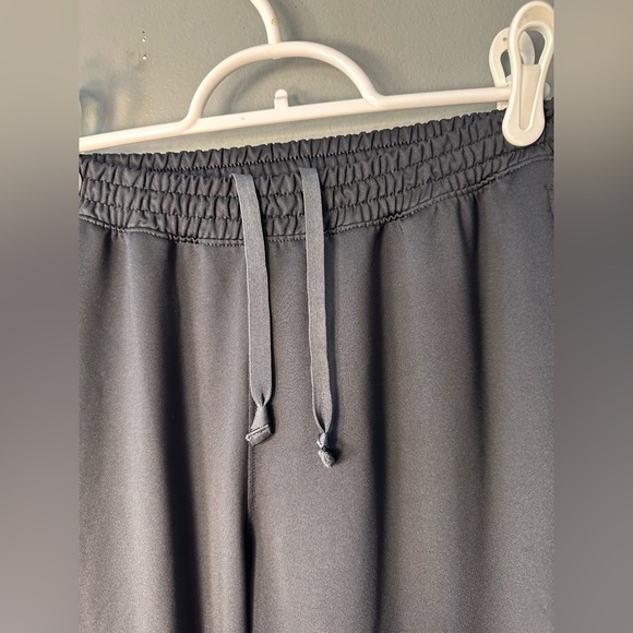 Brooks Men’s Black Joggers Size L - Picture 4 of 8